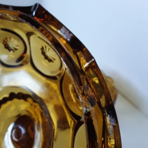 L. E. Smith Moons and Stars Vintage Amber Glass Candy Dish with Lid - Picture 4 of 12